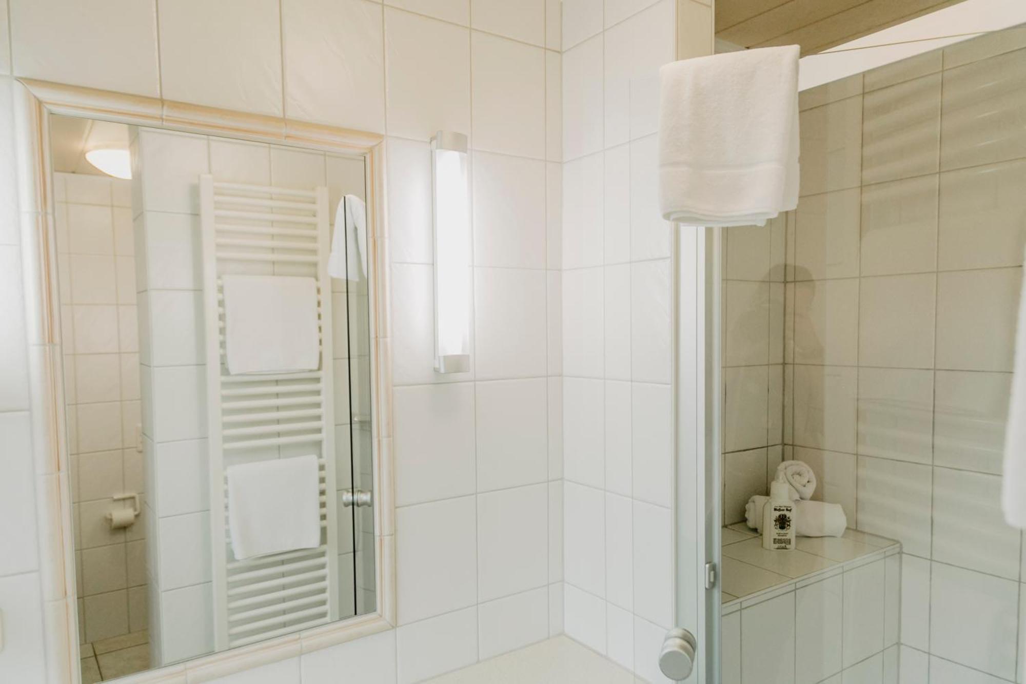 Wessner Hof Landhotel & Restaurant Marquartstein Habitación foto